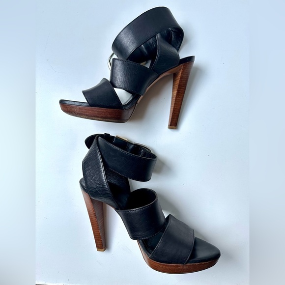 Balenciaga Strap Sandals Heels, Black, size 36.5, US 6.5 - Picture 2 of 8